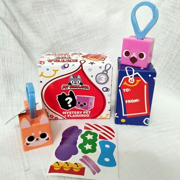 2024 Roblox Pet Simulator Mystery Pet and Flamingo McDonalds Happy Meal Toy NEW - Picture 1 of 3